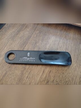 Mezlan Platinum Black Shoehorn